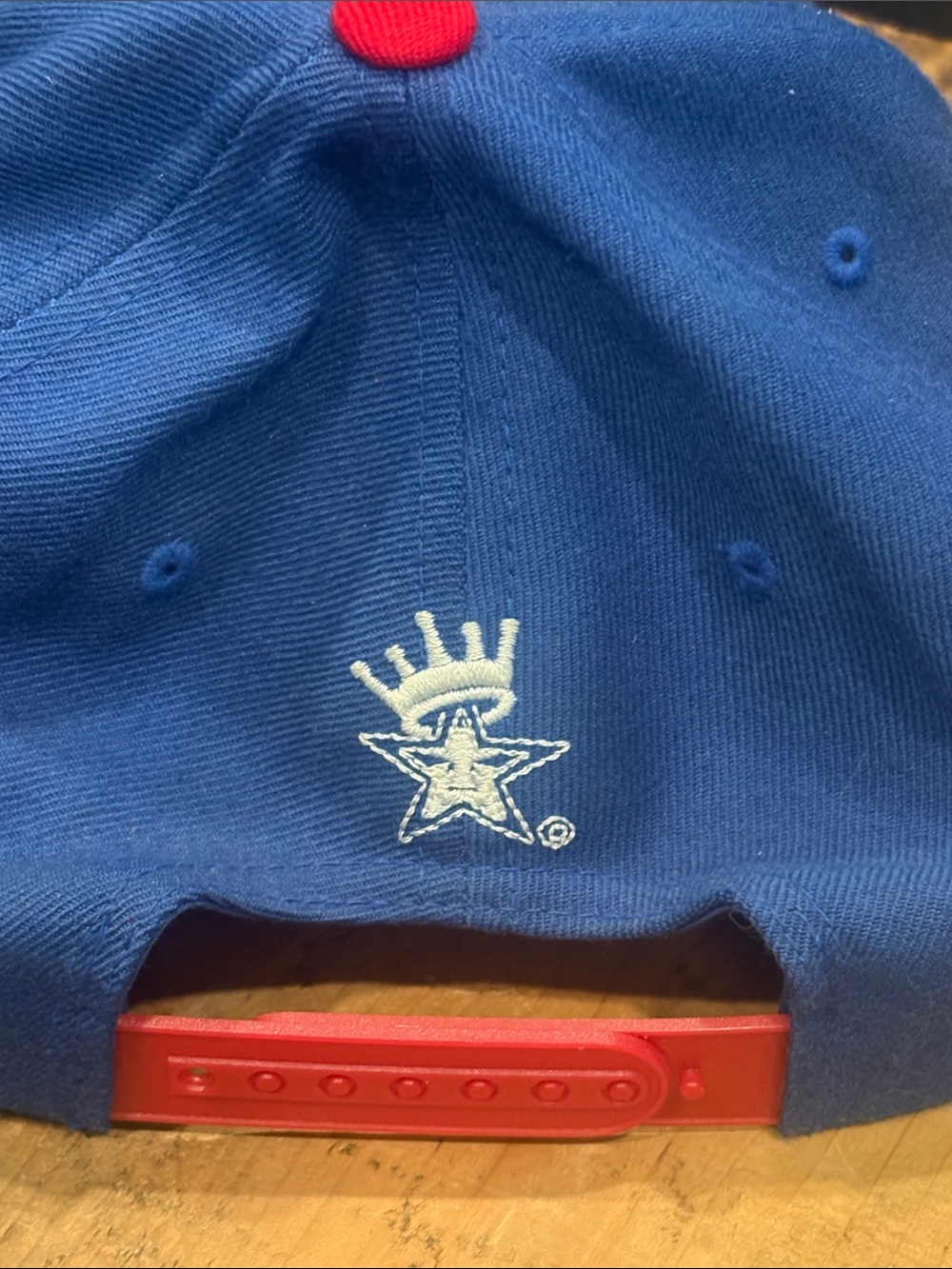 OBEY ATHLETICS SNAPBACK
CAP - Picture 4 of 6